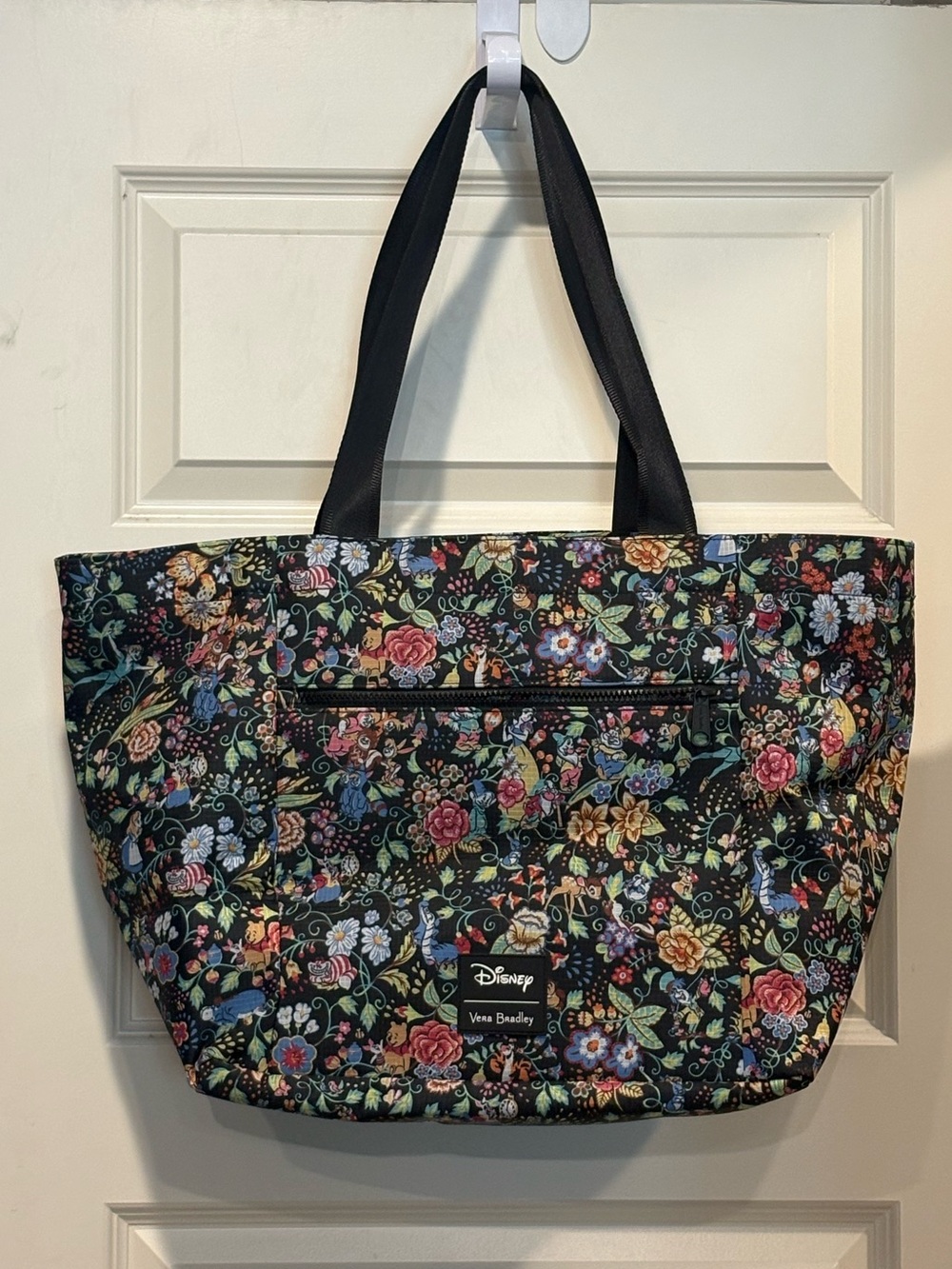 Vera Bradley Drawstring Family Tote Disney Classics on Green Black